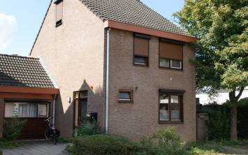 Maasveld, Ganzerikweerd 12 & 14 te Maastricht